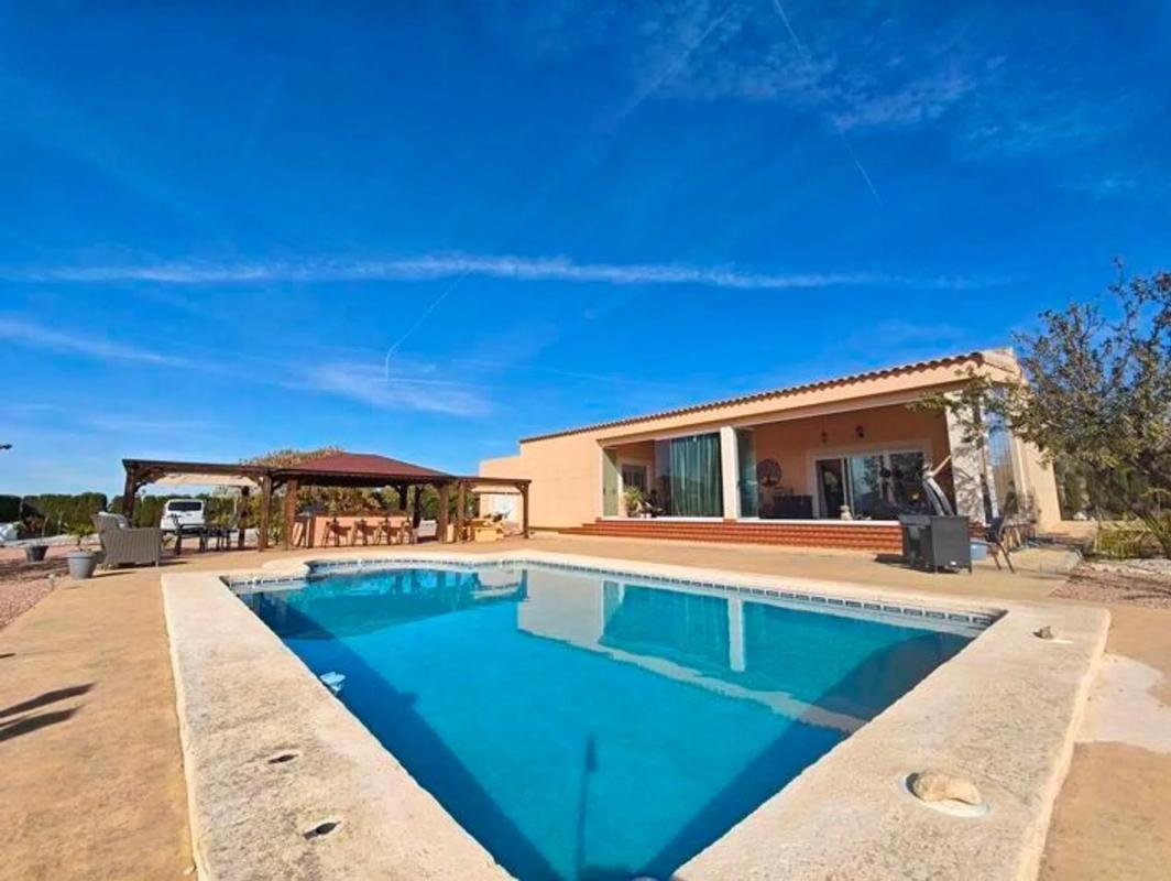 Venta de chalet independiente en Salinas, Salinas
 photo 2