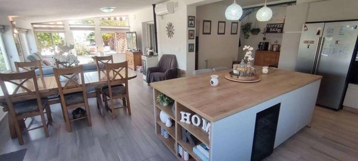 Sale of independent chalet in Sax, Sax
photo 5