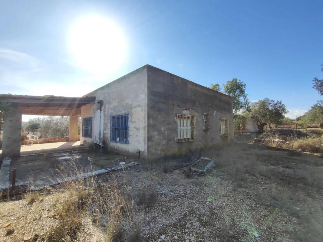 Propiedades en venta y alquiler en España photo 1