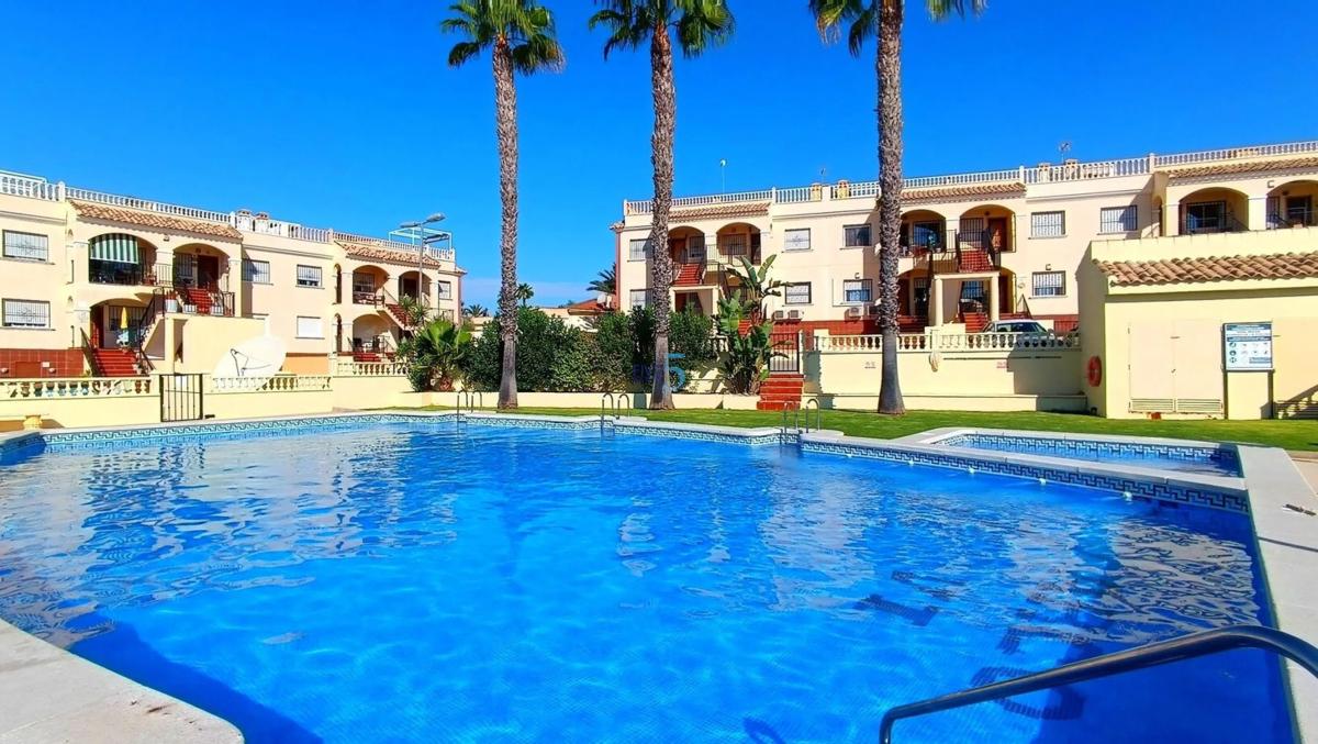Продажа квартиры на Piso en Algorfa, Алгорфа
 photo 3