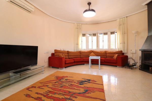 Chalet independiente en venta en Catral, Catral
photo 1