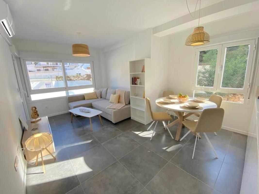 Sale of apartment in Calle Samaniego, Orihuela
photo 1