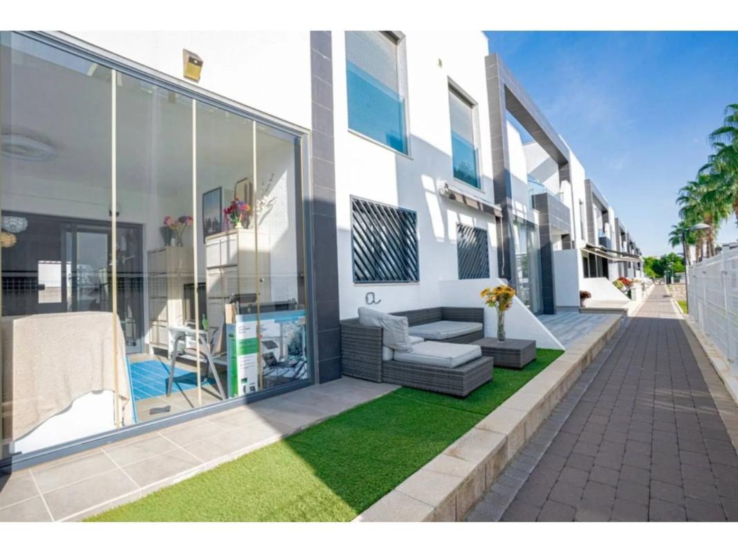 Продажа квартиры на Barrio La Zenia, Ориуэла
 photo 2
