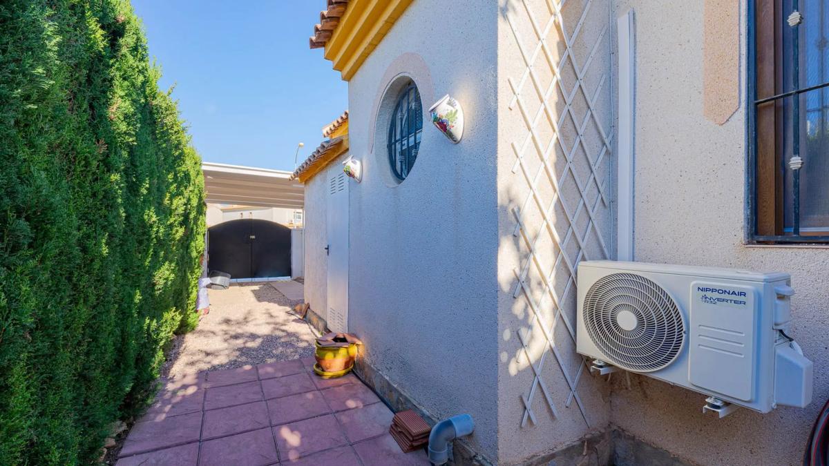 Properties for sale and rent in Spain photo 1