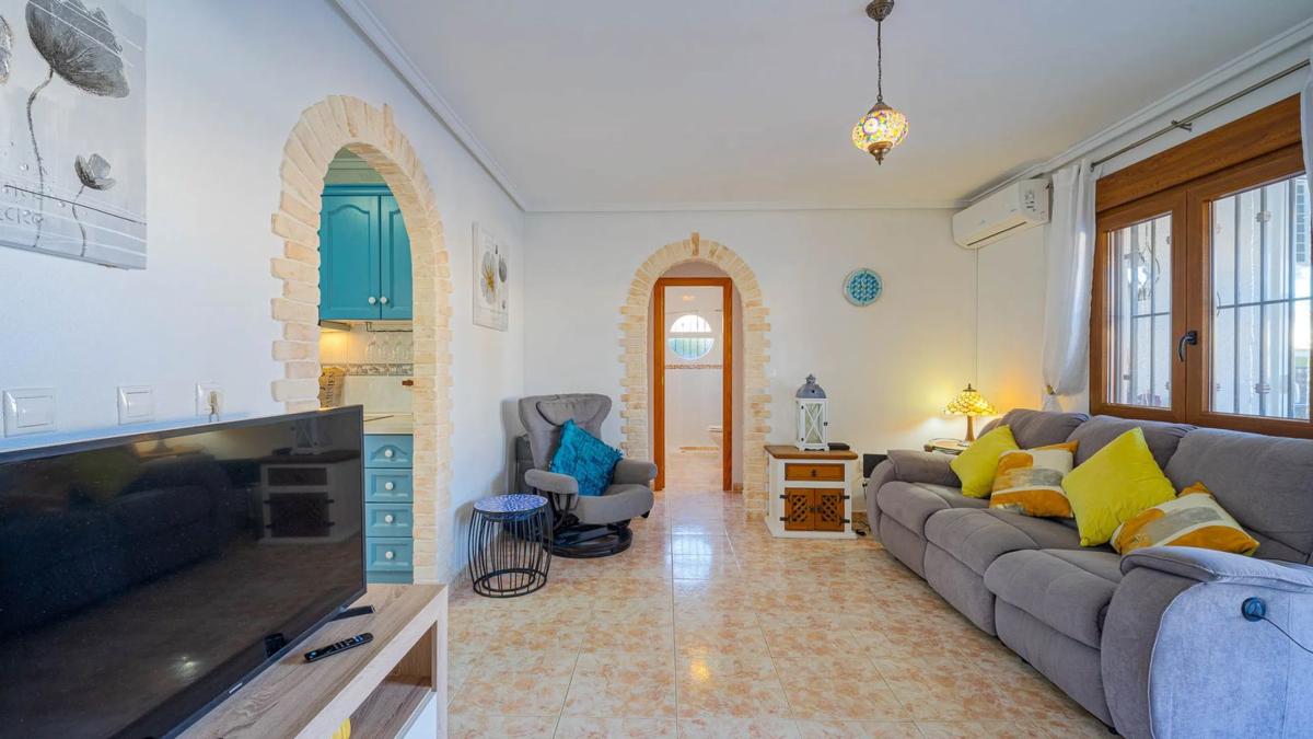 Properties for sale and rent in Spain photo 5