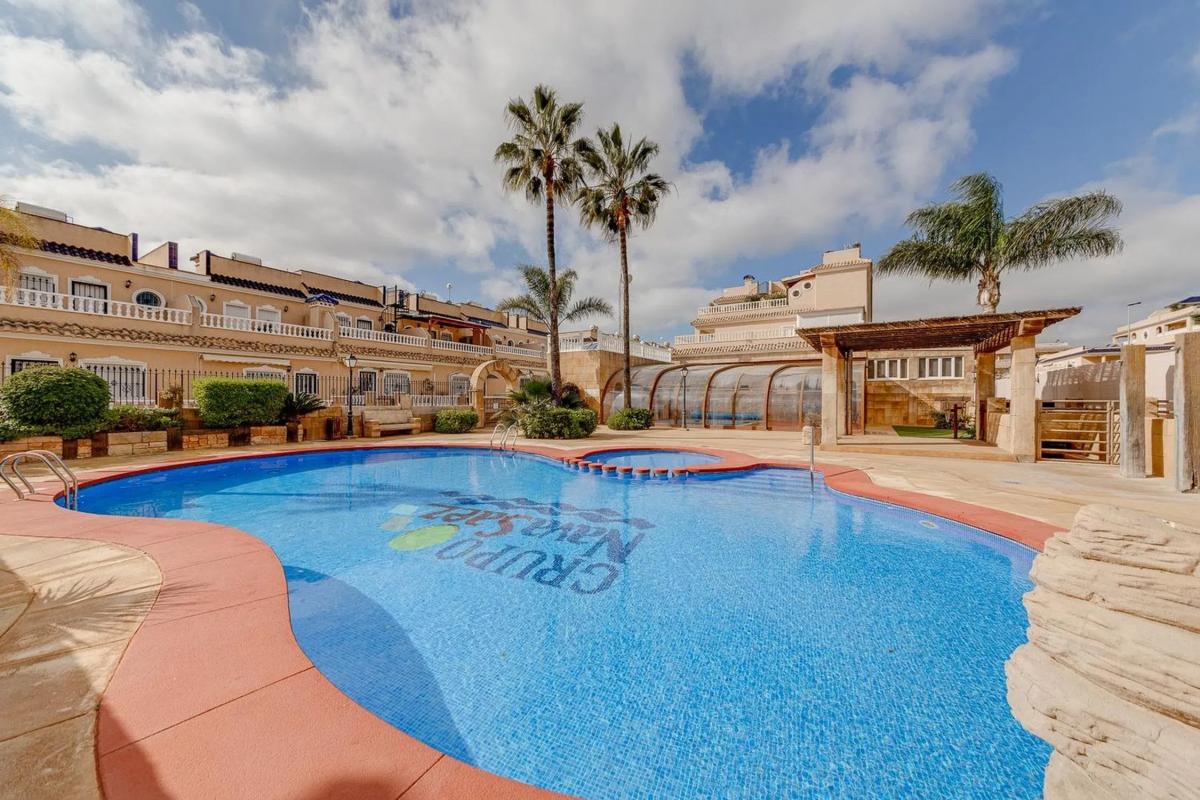 Sprzedaż mieszkania w Barrio Villamartín-Las Filipinas, Orihuela
photo 1