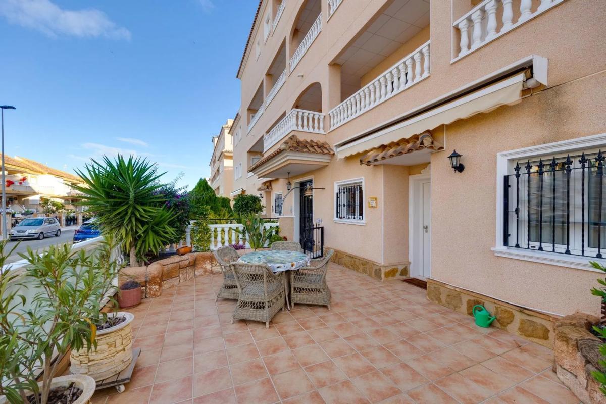 Sprzedaż mieszkania w Barrio Villamartín-Las Filipinas, Orihuela
photo 4