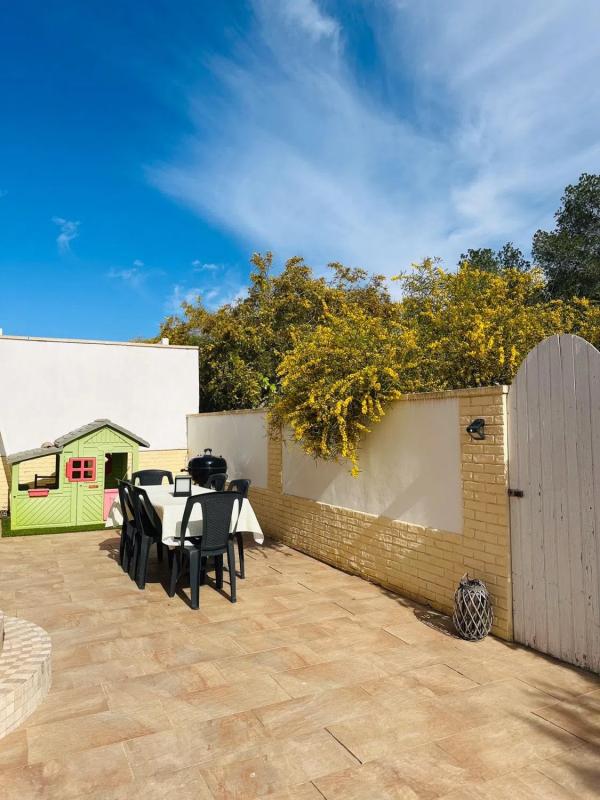 Sale of independent chalet in Calle Mimosa, Pilar de la Horadada
photo 3