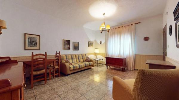 Independent chalet for sale in Avenida los Villenas, Pilar de la Horadada
photo 1