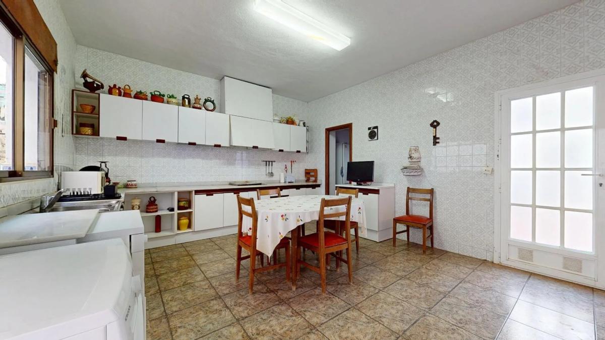 Sale of independent chalet in Avenida los Villenas, Pilar de la Horadada
 photo 4