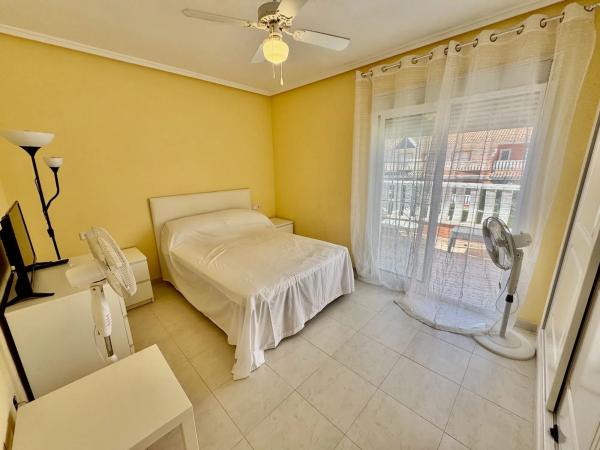 Chalet adosado en venta en Calle Guadalajara s/n , Rojales thumbnail 2