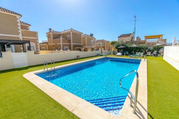 Piso en venta en San Miguel de Salinas, San Miguel de Salinas
thumbnail 1
