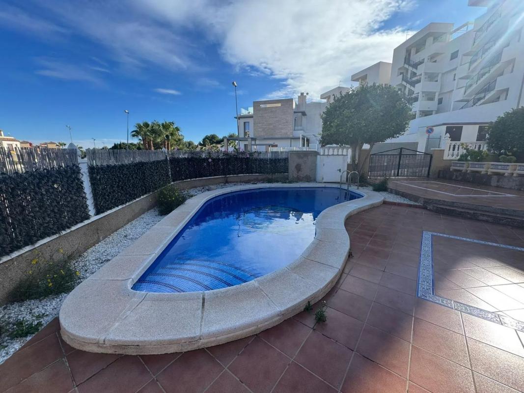 Venta de chalet independiente en Calle Filipinas, 8, San Miguel de Salinas
photo 4