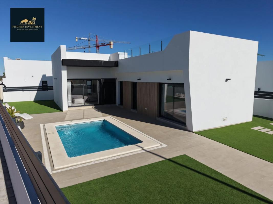 Venta de chalet independiente en Calle Bach, San Miguel de Salinas
 photo 3