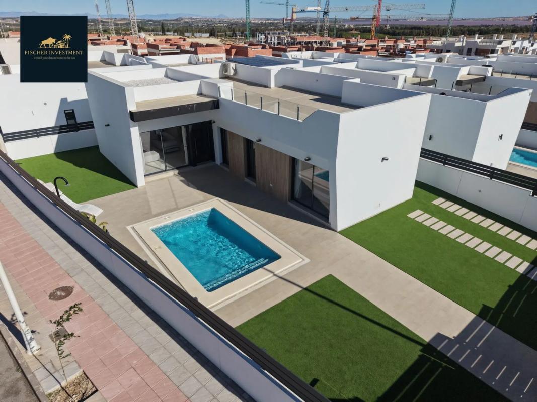 Venta de chalet independiente en Calle Bach, San Miguel de Salinas
 photo 4