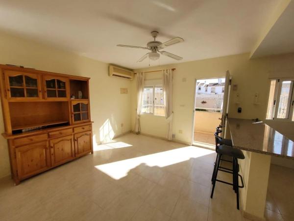 Chalet independiente en venta en Calle Humilladero, San Miguel de Salinas
 photo 4