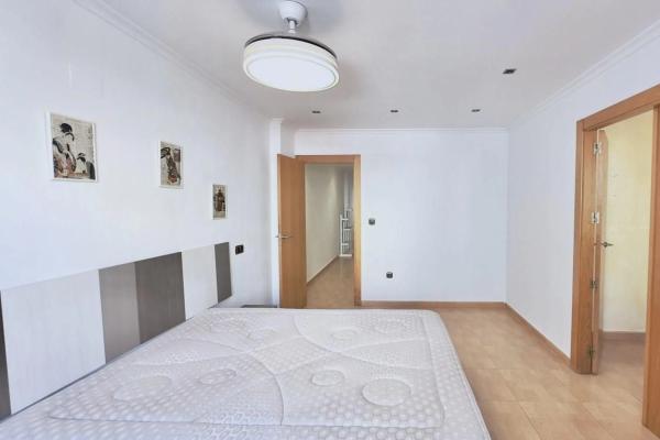 Ático en venta en  Calle la Calera, 17, Torrevieja photo 2