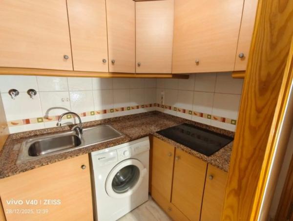 Piso en venta en Calle San Miguel de Salinas, 21, Torrevieja
photo 1
