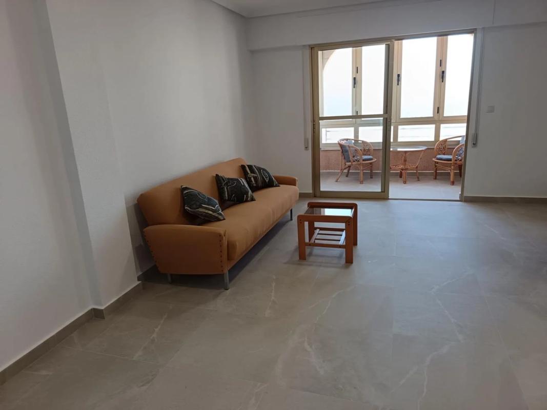 Venta de piso en Calle San Isidro Labrador, 10, Torrevieja
 photo 2