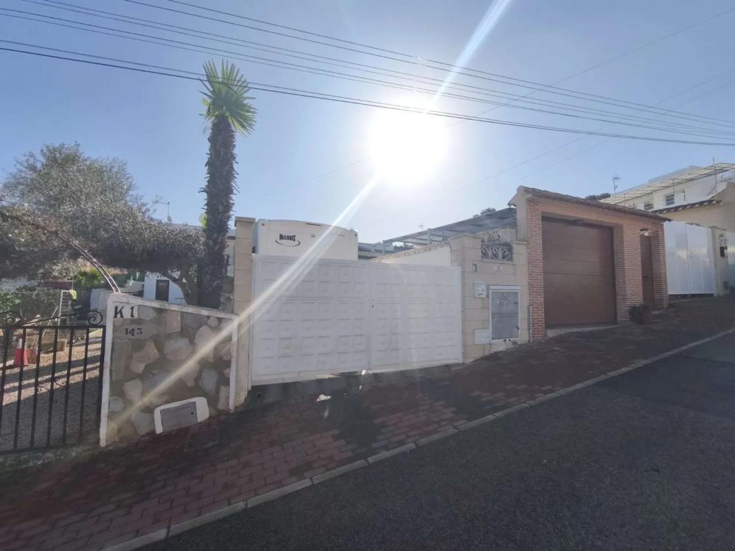 Venta de chalet independiente en Avenida de Torrevieja, Torrevieja
photo 3