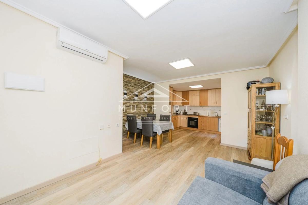 Sale of independent chalet in Barrio Aguas Nuevas, Torrevieja
 photo 4