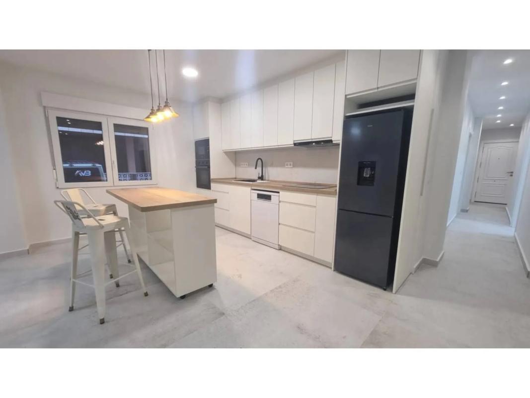 Venta de piso en Barrio Las Piscinas Naturales, Torrevieja
 photo 3