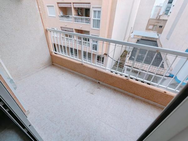 Mieszkanie na sprzedaż w Calle Concordia, 117, Torrevieja thumbnail 1
