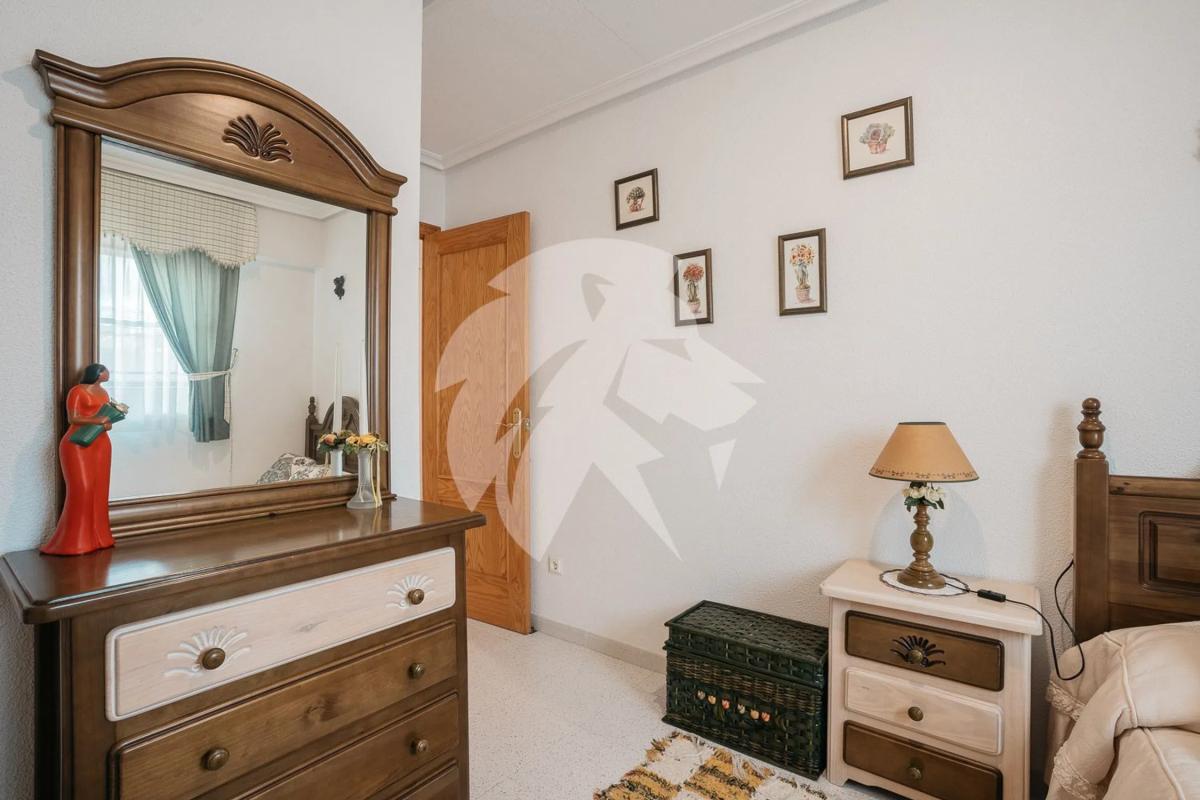 Venta de piso en Avenida Costa Blanca, Elche / Elx
photo 1