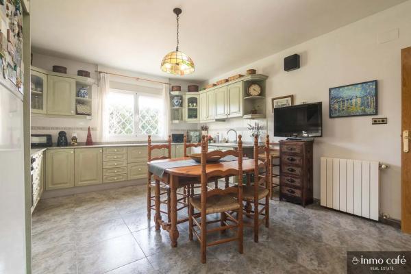 Chalet wolnostojący na sprzedaż w  Maitino-Perleta, Elche / Elx photo 4
