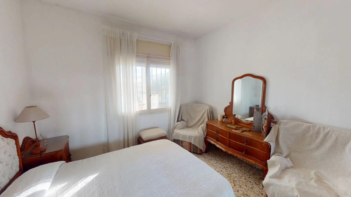 Sale of independent chalet in Partida de Santa Ana, Elche / Elx
photo 1