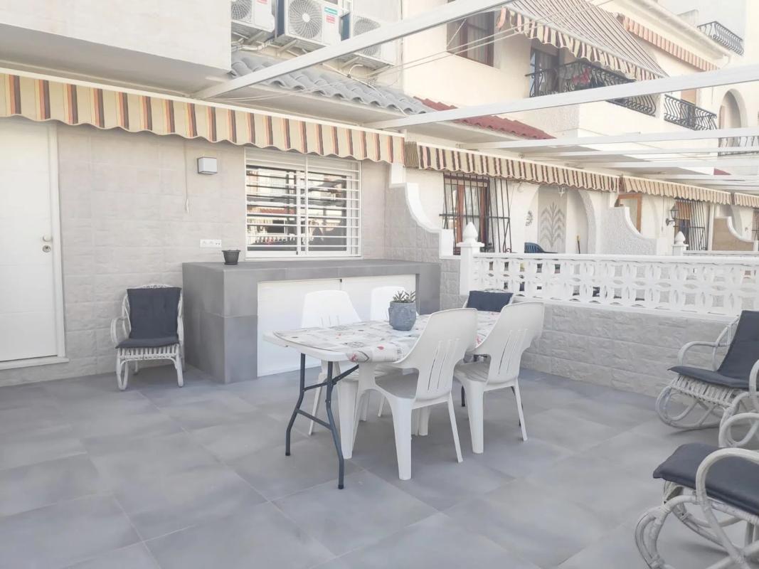 Properties for sale and rent in Spain photo 5