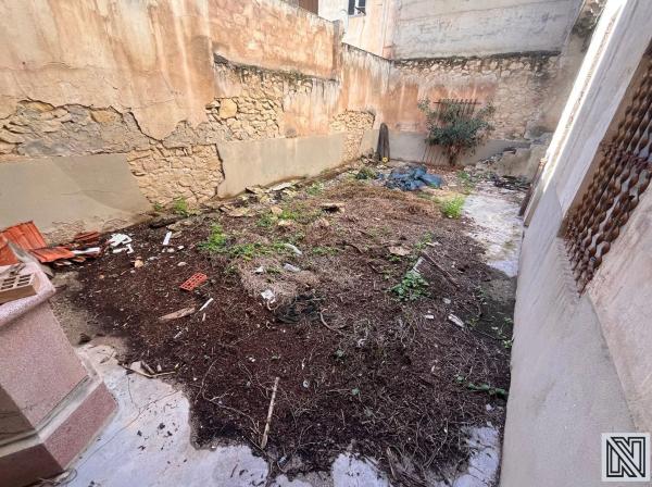 Terraced house for sale at  Calle Alcalá Galiano , Alicante photo 1