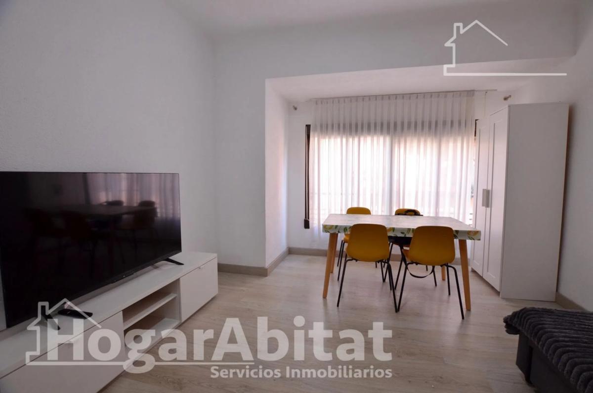 Sale of apartment in Calle Teniente Durán, Alicante
photo 1