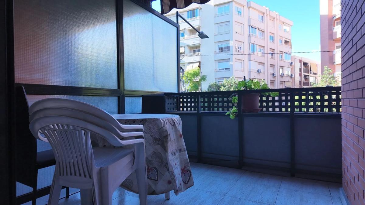 Sale of apartment in Barrio Altozano, Alicante
 photo 3