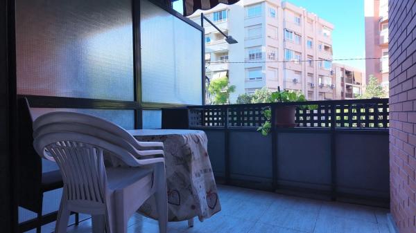Piso en venta en Barrio Altozano, Alicante / Alacant
thumbnail 2