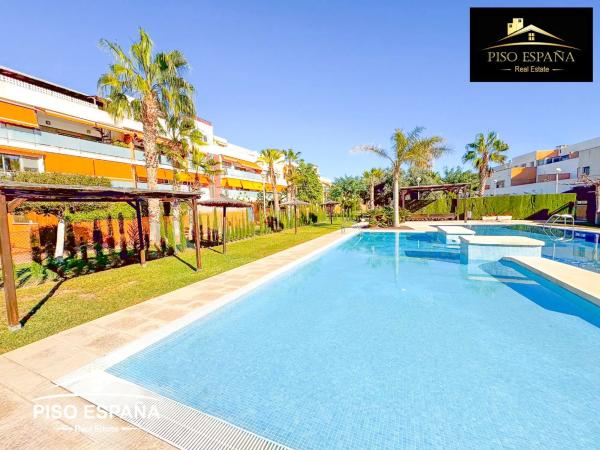 Terraced house for sale at  Conrado Albaladejo , Alicante photo 3