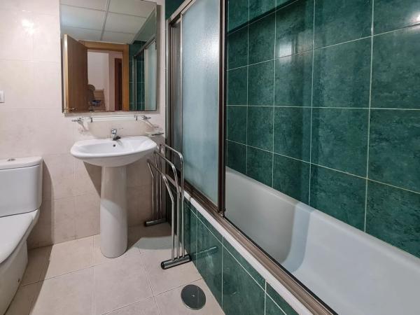 Terraced house for sale at  Calle Océano , Alicante photo 1