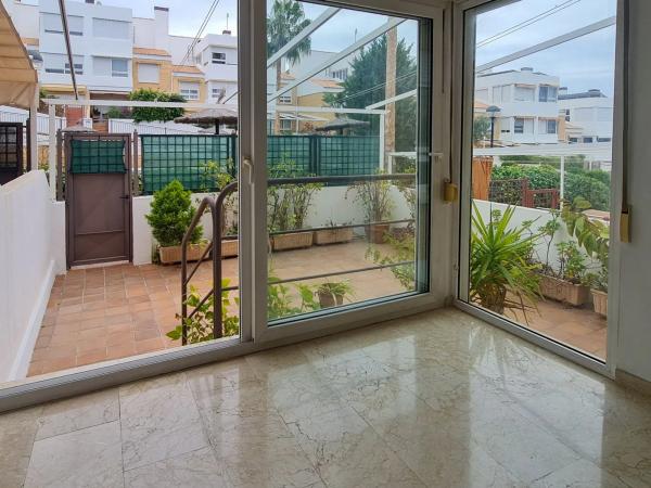 Terraced house for sale at  Calle Océano , Alicante photo 2