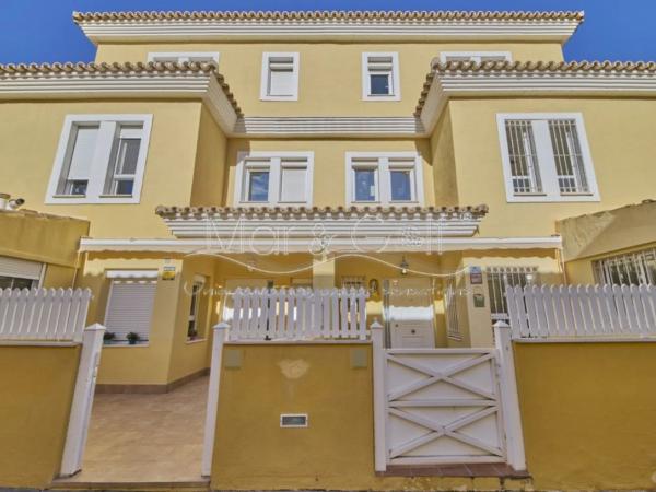 Terraced house for sale at  Avenida Pintor Fernando Soria , Alicante photo 2