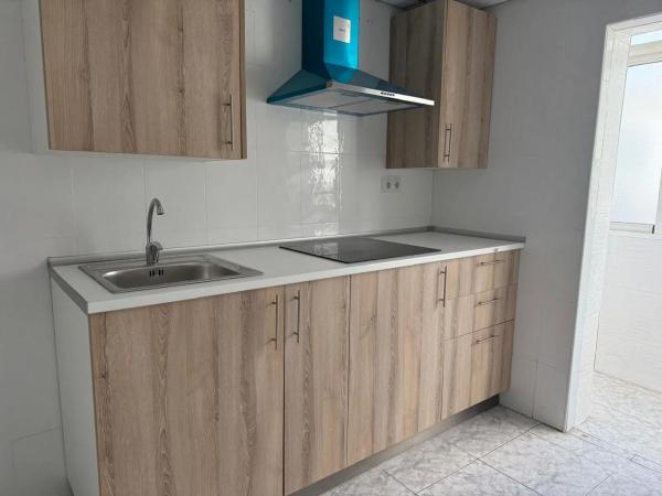 Apartment for sale in  Barrio Virgen del Remedio - Parque lo Morant, Alicante photo 1
