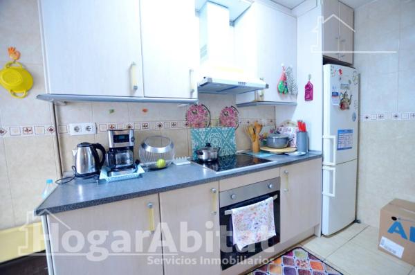 Apartment for sale in  Plaza lo Morant, Alicante photo 1