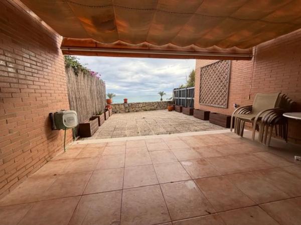 Chalet adosado en venta en CL SOROLLA, 9 , El Campello photo 1