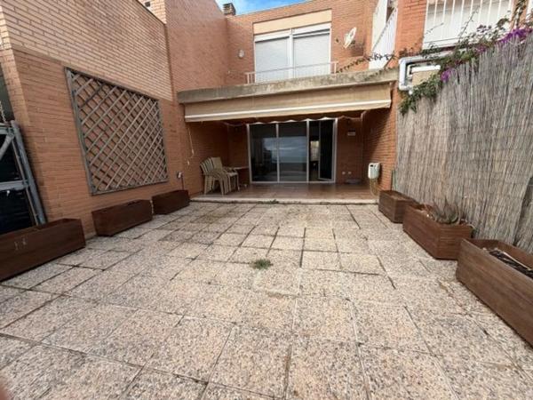 Chalet adosado en venta en CL SOROLLA, 9 , El Campello thumbnail 2