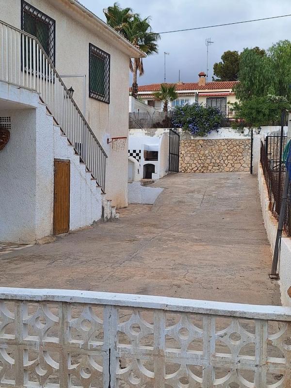 Продажа таунхауса в Calle del Timonet, 6 , Эль Кампельо photo 1