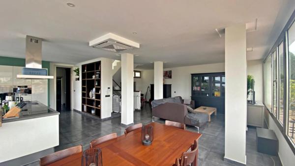Chalet independiente en venta en Pueblo Acantilado - Lanuza, El Campello
thumbnail 2
