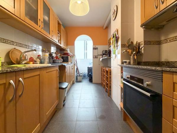 Apartment for sale in Calle de Gabriel Miro, El Campello thumbnail 2