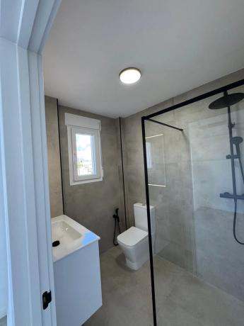 Chalet independiente en venta en Calle de Torrevella, El Campello
photo 1