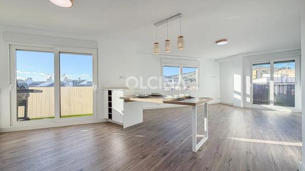 Penthouse for sale at  Calle Doctor Waksman, Ibi photo 1