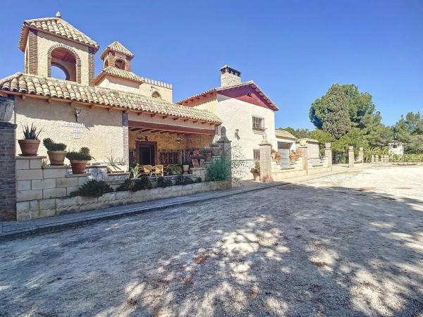 Rustic farm for sale in Tibi , Tibi photo 1