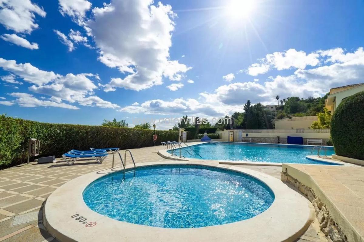 Продажа квартиры на Calle de Santa Bárbara, 33, Бенисса
photo 1